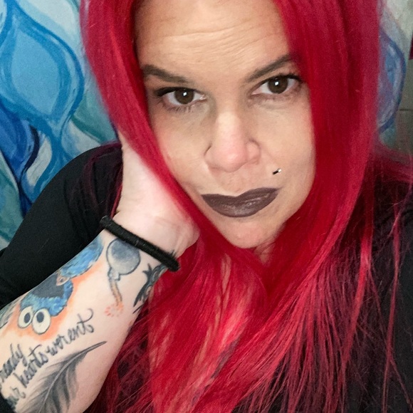 Meet your Posher, Holly - Picture 4 of 4